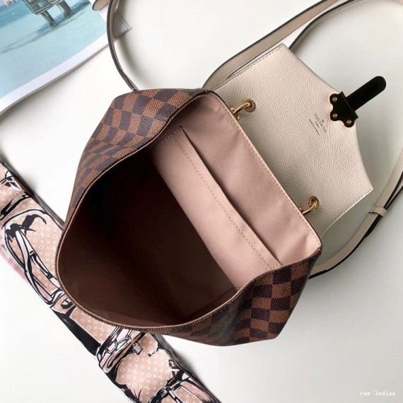 Cheap Clapton Backpack Louis Vuitton 0811